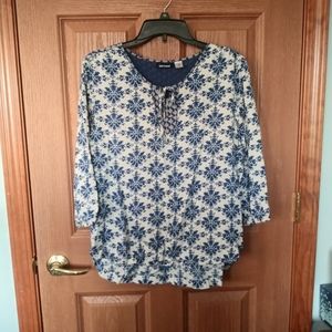 Blue and white pattern peasant blouse